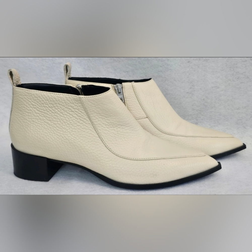 Everlane "The Boss Boot" - Bone White Pebbled Leather - Made in Italy - 9.5